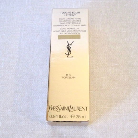 YSL Touche Eclat Le Teint Foundation B10 - Picture 5 of 9